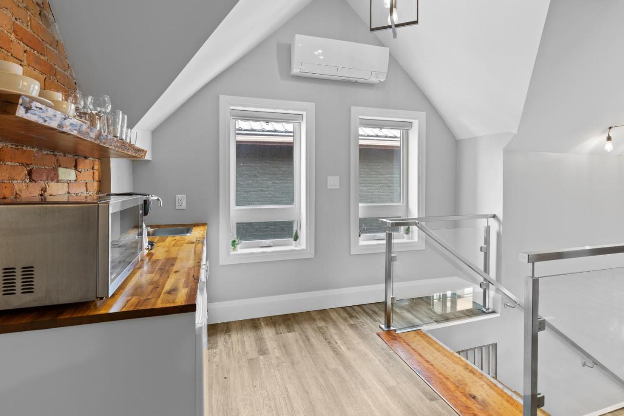 Entire 1 Bedroom Apartment Across From Google - Br5 Kitchener Zewnętrze zdjęcie